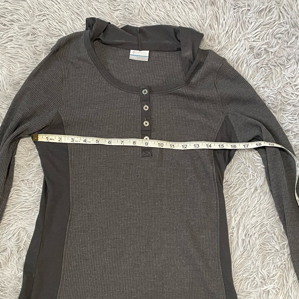 Columbia Sportswear Women's Long Sleeve Hooded Henley - Picture 7 of 10